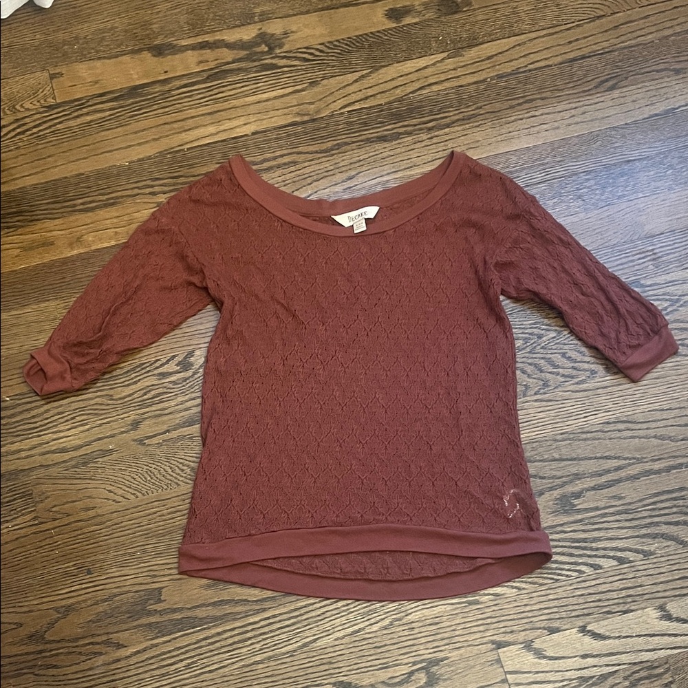Decree Rust Lace-Pattern 3/4 Sleeve Scoop Neck Top
